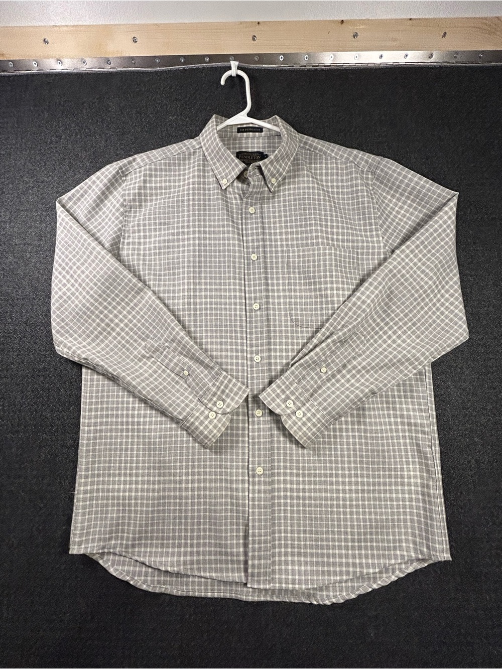 Pendleton Men's Sir Pendleton Shirt Button Down Large Gray Plaid Wool Flannel
